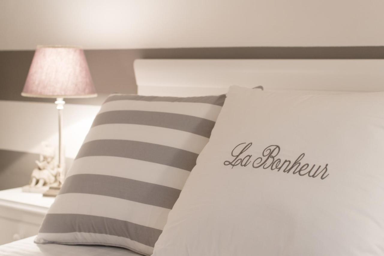 La Bonheur, Terre Marine Bed & Breakfast Специя Екстериор снимка