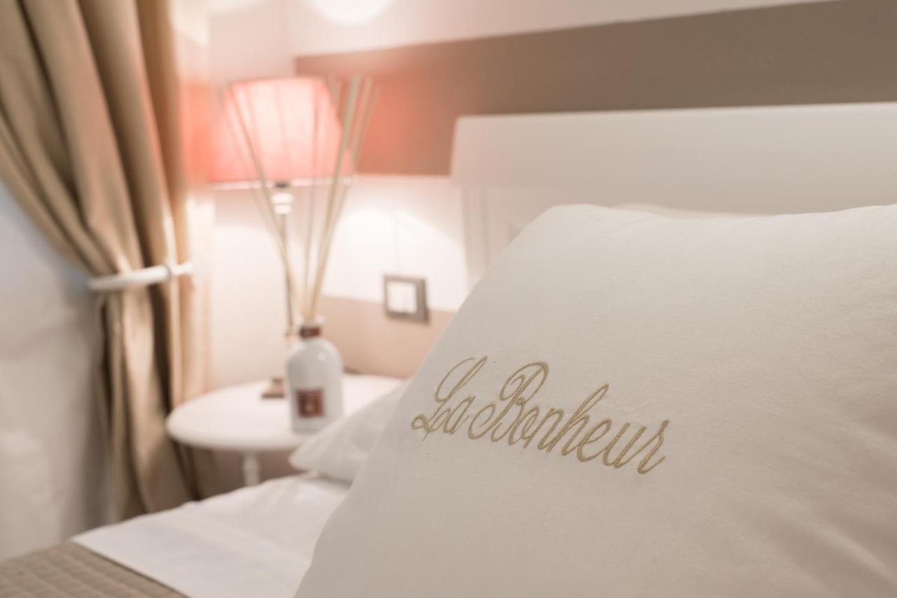 La Bonheur, Terre Marine Bed & Breakfast Специя Екстериор снимка