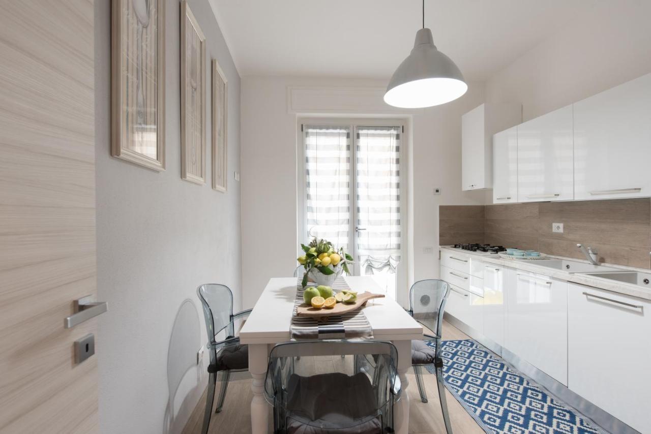 La Bonheur, Terre Marine Bed & Breakfast Специя Екстериор снимка