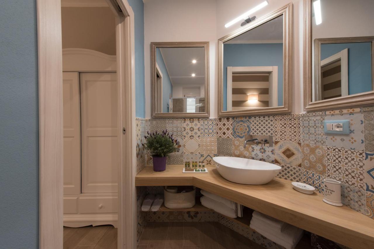 La Bonheur, Terre Marine Bed & Breakfast Специя Екстериор снимка