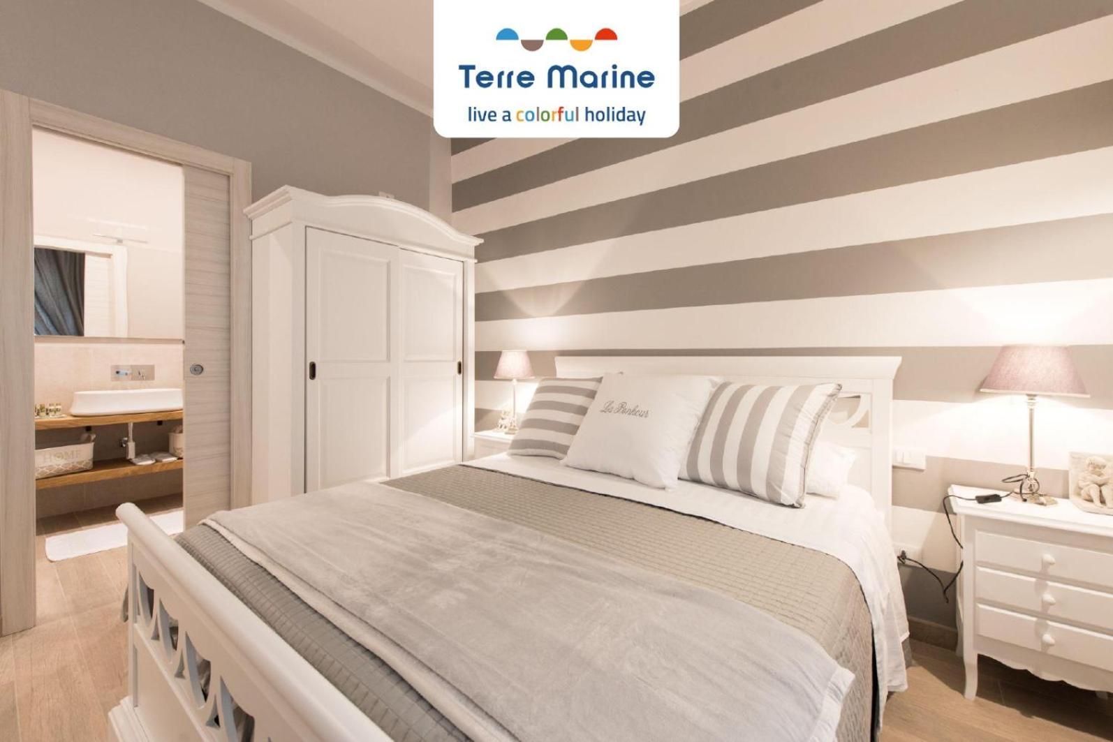 La Bonheur, Terre Marine Bed & Breakfast Специя Екстериор снимка